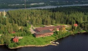 Фабрика Genelec озеро Porovesi город Iisalmi Финляндия Фабрика Genelec озеро Porovesi город Iisalmi Финляндия